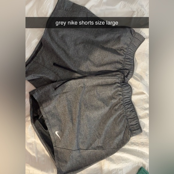 grey nike shorts size large - Picture 1 of 1